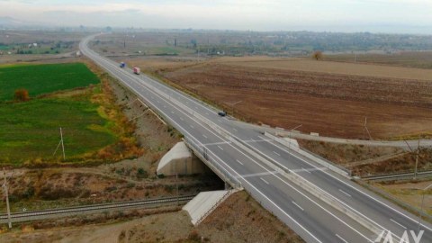 Bakı-Ələt-Qazax-Gürcüstan avtomobil yolu genişləndirildi
