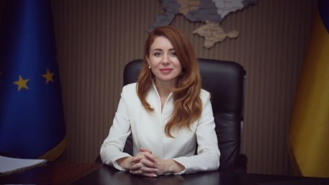 Ukraynada nazir ölkədən qaçdı - İDDİA