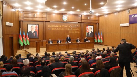 Bakıda qarlı havaya&nbsp;hazırlıq müşavirəsi