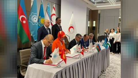 Türk Qızıl Aypara Şəbəkəsinin iclasında &ldquo;Bakı bəyannaməsi&rdquo; imzalandı