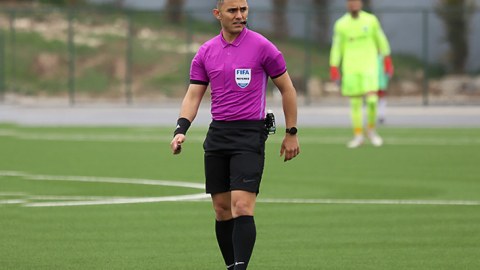 Misli Premyer Liqasının açılış oyunu FIFA referisinə tapşırıldı