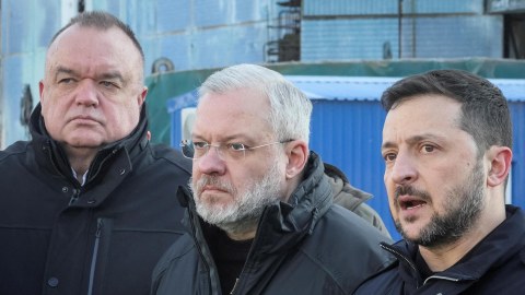 Korrupsiya qalmaqalı&nbsp;Ukraynanı uçuruma aparır -&nbsp;Zelenski təhlükədədir