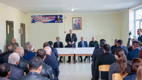 İcra başçısı Salyanın Qaraçala qəsəbəsinin sakinləri ilə görüşüb