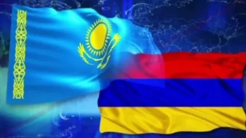 Qazaxıstan Ermənistan vasitəsilə Türkiyəyə marşrut açır