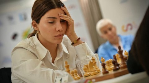 Qadın şahmatçımız dünya çempionu oldu