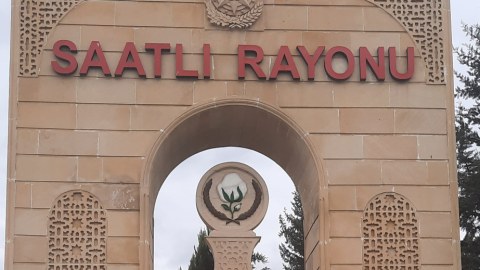 Saatlı İcra Hakimiyyətinin vəzifəli şəxsinə hökm oxundu