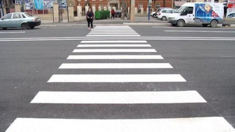Bakıdakı piyada keçidlərindən biri hərəkət üçün bağlanacaq