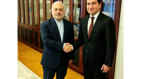 Hikmət Hacıyev&nbsp;Vahid Cəlalzadə ilə görüşdü