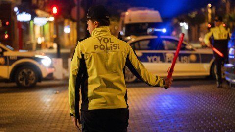 Yol polisi sürücü və piyadaları marifləndirdi
