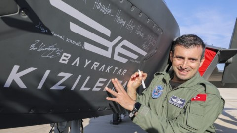 Bayraktar&nbsp;dünyada bir ilkə imza atdı