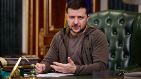 Zelenski xəbərdarlıq etdi: &ldquo;...çox şey dəyişə bilər&rdquo;