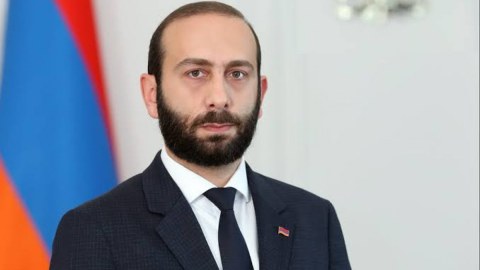 Mirzoyan Brüsselə gedir