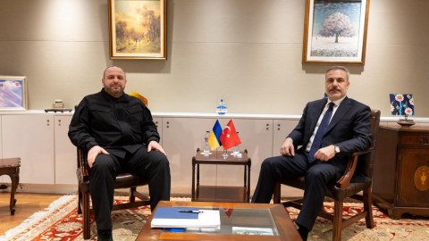 Hakan Fidan Umerovla görüşdü