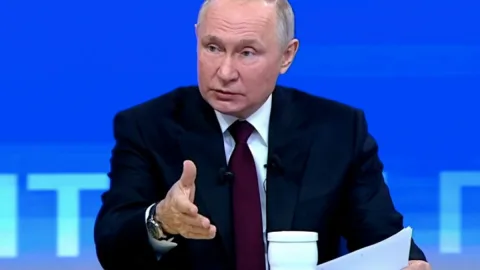 Putin&nbsp;böyük mətbuat konfransı keçirəcək