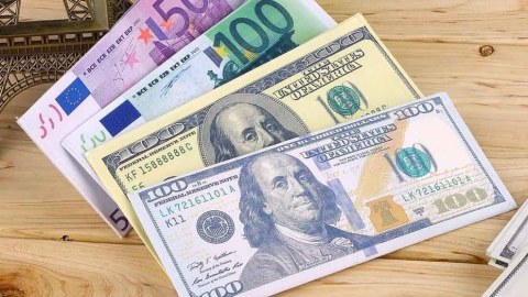 Avro ucuzlaşdı, dollar isə... - MƏZƏNNƏ