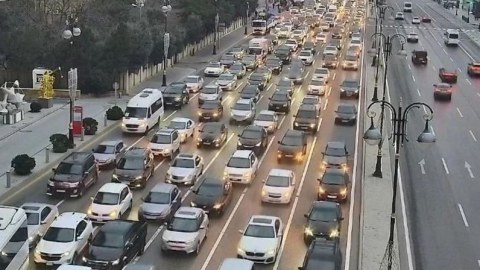 Bakının mərkəzi yollarında TIXAC yarandı