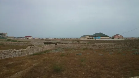 Kənd təsərrüfatı torpaqlarında tikililərin inşası qadağandır