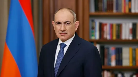 Paşinyan bu gün Almaniyaya gedir