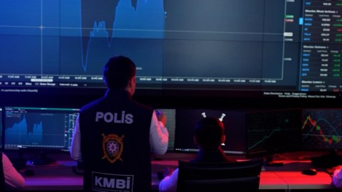 Kart məlumatlarını paylaşma!&nbsp;- DİN çağırış etdi