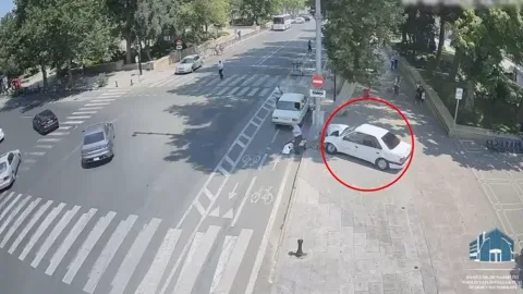 Piyadalar ölümdən son anda xilas oldular - ANBAAN VİDEO