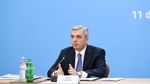 Samir Nuriyev iclas keçirdi