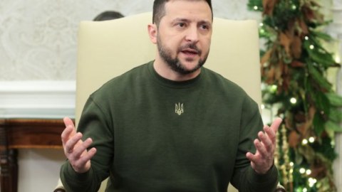 Zelenskinin cavabsız qalan sualları var