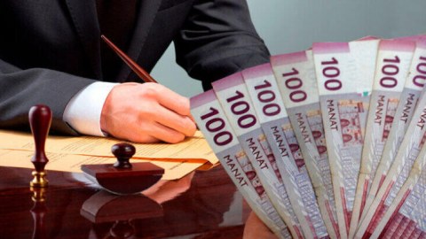 Yazıçılara pul veriləcək: Elmira Axundova, Kəramət Böyükçöl və digərləri - SİYAHI
