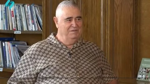 Şərurlu İsfəndiyar ikinci arvadından danışdı - "Pul çox şeyi həll edir"