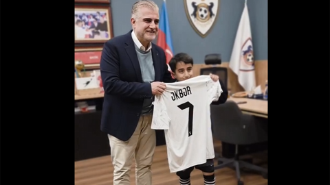 Əkbər ən böyük arzusuna çatdı