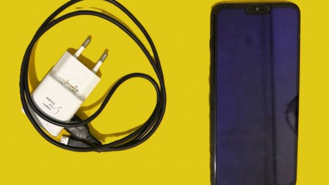 Məhkuma telefon ötürülməsinin qarşısı alındı