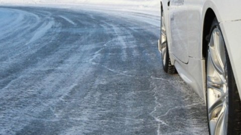 Sabah bəzi yollar&nbsp;buz bağlayacaq