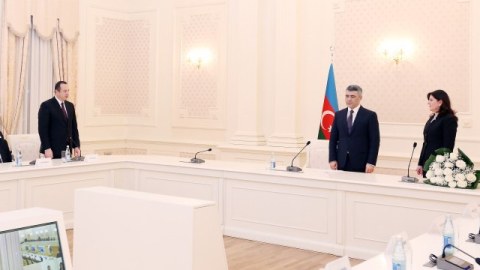 İnam Kərimov Aida Hüseyni Naxçıvana yola saldı&nbsp;- FOTO