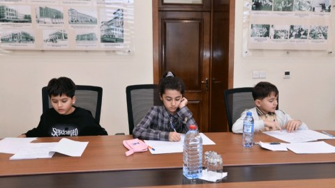 Məktəbi vaxtından əvvəl bitirmək istəyənlər imtahan verəcək
