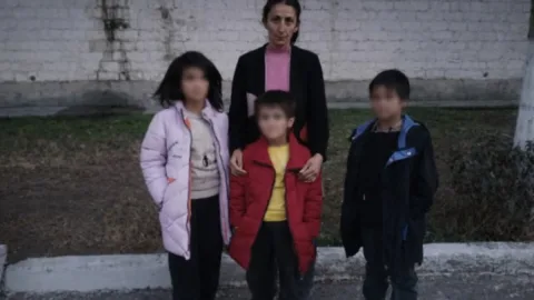 3 uşağına&nbsp;işgəncə verdiyi deyilən ata saxlanıldı - YENİLƏNİB