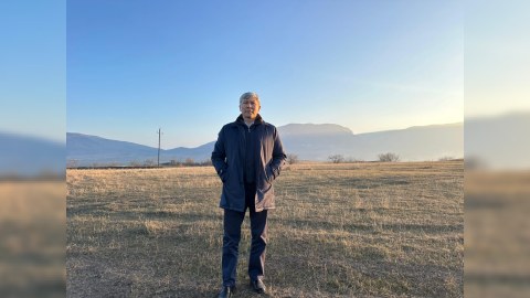 Qırğız səfir Ağdamda: Bulaqdan su içdi, şəhidlərə dua oxudu - FOTOLAR&nbsp;