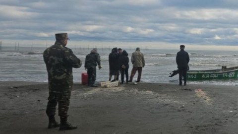İtkin balıqçılardan birinin meyiti TAPILDI