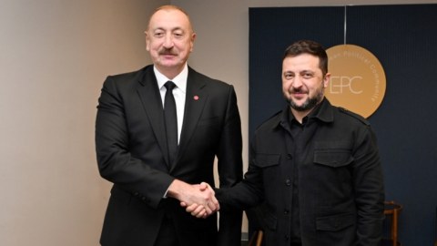 Zelenski İlham Əliyevə məktub YAZDI