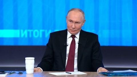 Putin:&nbsp;Ukrayna ilə sülh danışıqlarını rədd etmirik
