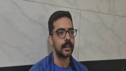 İran İsrail kəşfiyatına işləyən tələbəni EDAM ETDİ