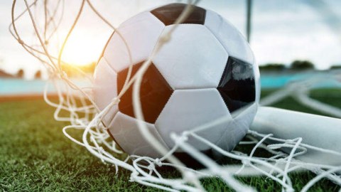 İki fransalı futbolçu Azərbaycandan deportasiya olundu