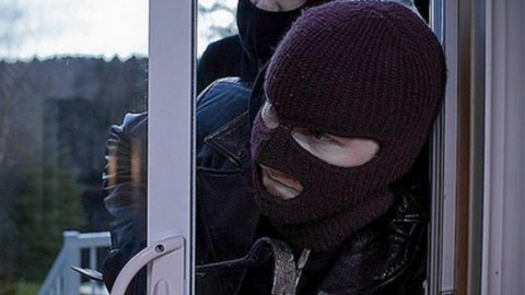 Bakıda 48 ədəd kombi oğurlayan şəxsi saxlanıldı