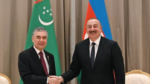 Berdiməhəmmədov İlham Əliyevi təbrik etdi