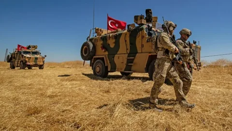 Türkiyə hərbçiləri daha iki il Liviyada qalacaq