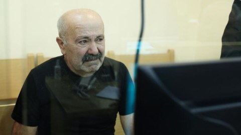 Vaqif Xaçaturyan&nbsp;Yeni Klinikanın reanimasiya şöbəsinə yerləşdirildi
