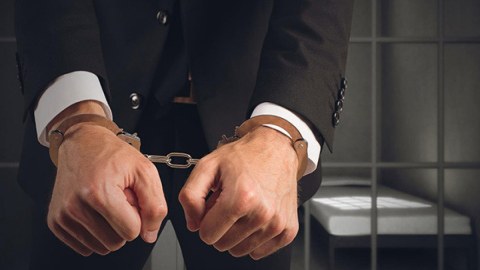 Ermənistanda sabiq vəzifəli şəxslər saxlanıldı