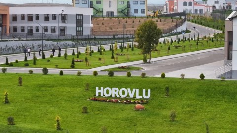 Köç karvanı Horovlu kəndinə çatdı