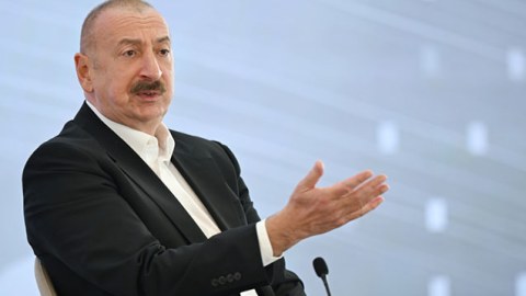 "44 günə Ermənistanı böyrü üstə qoyduq&rdquo;