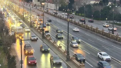 Bu səhər hansı yollarda tıxac var?