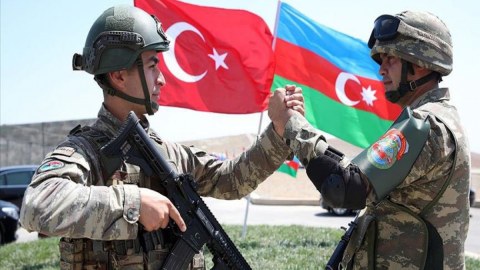 Azərbaycanla Türkiyə silahlı təcavüzə məruz qaldıqda bir-birinə qarşılıqlı yardım göstərəcək