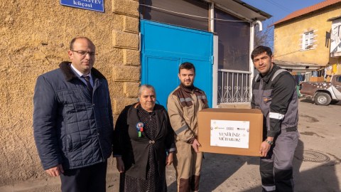 Daşkəsəndə şəhid ailələrinə bayram sovqatları verildi - FOTO